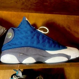 Date code 2010 mint condition shoes space jam series i believe